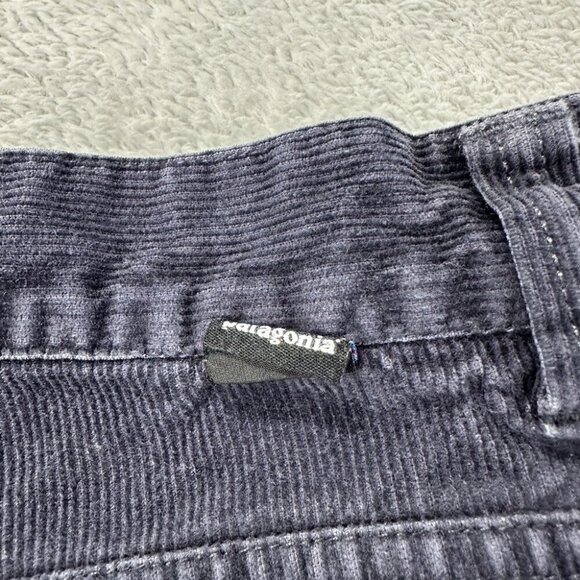 Patagonia Corduroy Navy Blue Straight Leg Pants Men Sz 33 US 58221 Style Number - Picture 5 of 11